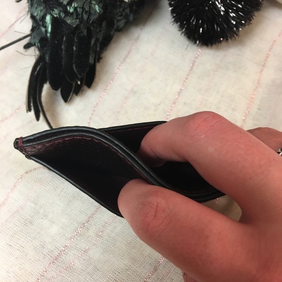 🌟Plum Pebbled Faux Leather Card Holder - Picture 7 of 7